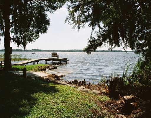 1413 Lonesome Pine Ln., Tarpon Springs, FL 34689
