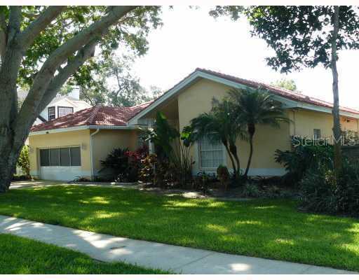 606 Tomoka Dr., Palm Harbor, FL 34683