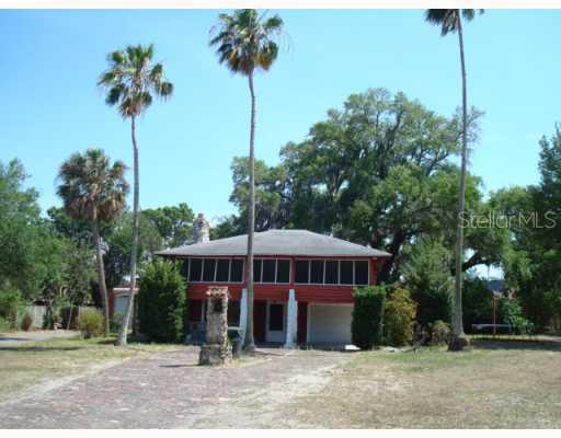 501 Rosery Rd., Largo, FL 33770