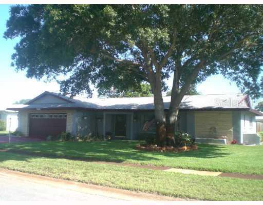 13805 Brewster Dr., Largo, FL 33774