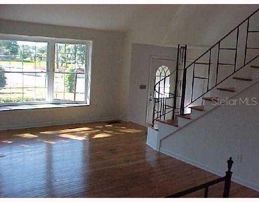 1214 Riverside Dr., Tarpon Springs, FL 34689