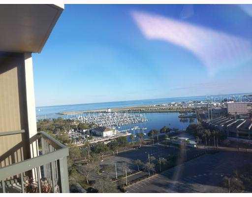 1 Beach Dr. #1611, St Petersburg, FL 33701
