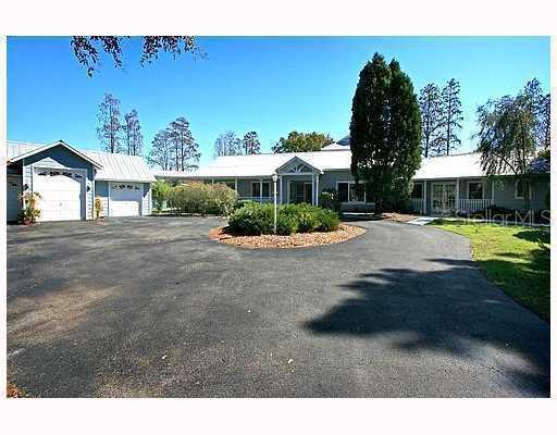 1710 Daiquiri Ln., Lutz, FL 33549