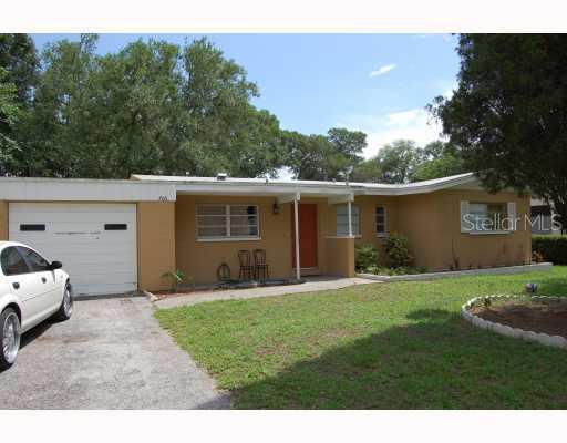 706 Oak Ridge Dr., Brandon, FL 33510