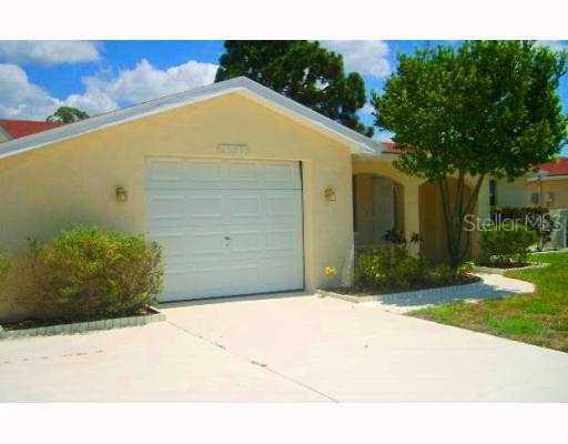 3049 Salisbury Dr., Holiday, FL 34691