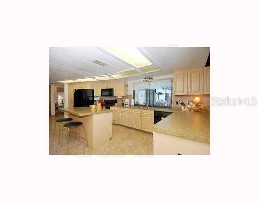 7630 Red Mill Cir. #33, New Port Richey, FL 34653