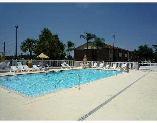 1400 Gandy #908, St Petersburg, FL 33702
