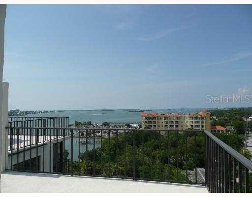500 N Osceola Ave. #PH-H, Clearwater, FL 33755