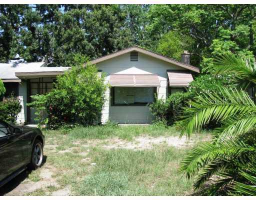 1021 Michigan Dr., Dunedin, FL 34698