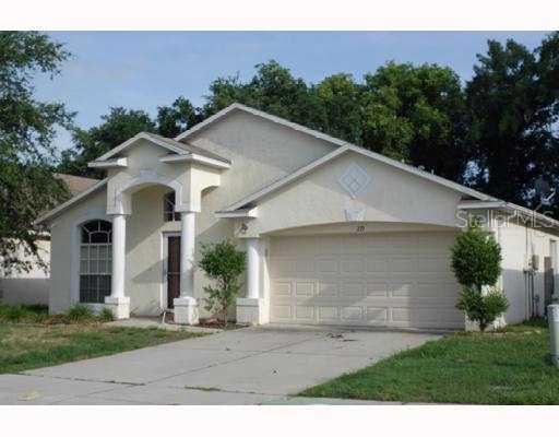 219 Chardonnay Pl., Valrico, FL 33594
