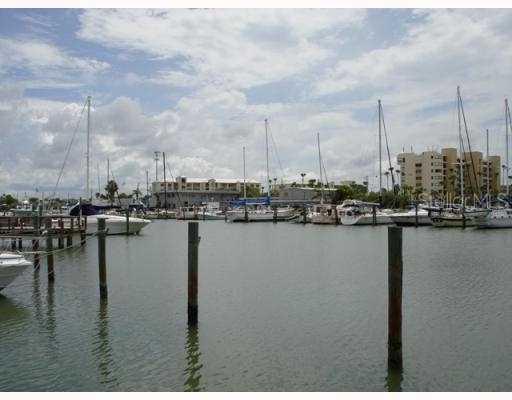 175 Medallion Blvd. #D, Madeira Beach, FL 33708