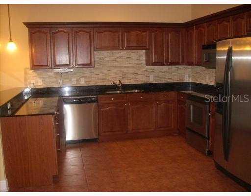 131 Valencia Cir., St Petersburg, FL 33716