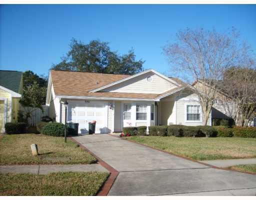 896 Franklin Cir., Palm Harbor, FL 34683