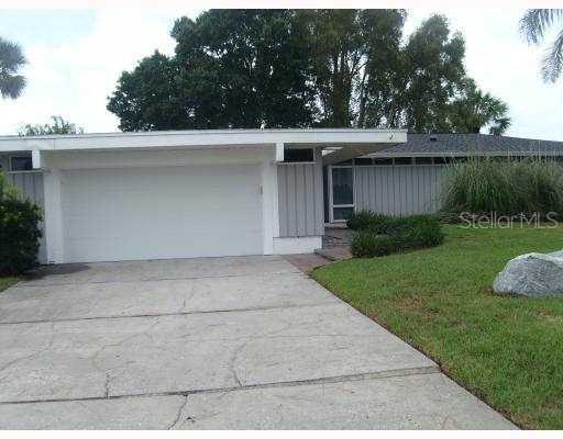 27 Freshwater Dr., Palm Harbor, FL 34684