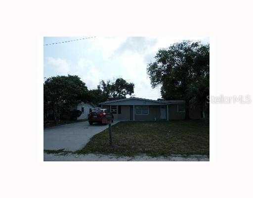2338 Chancery Dr., Holiday, FL 34690