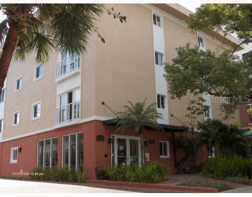 210 5th Ave. #404, St Petersburg, FL 33701