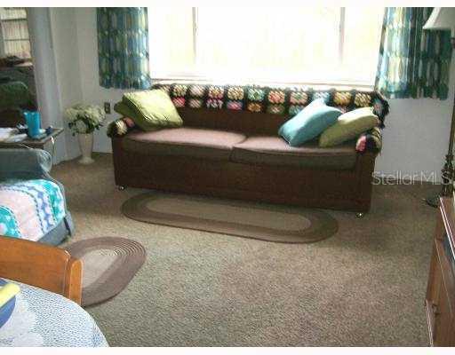 1217 Normandy Blvd., Holiday, FL 34691