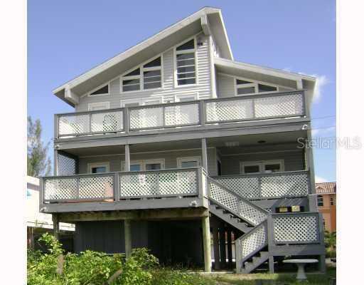 10072 Gulf Blvd., Treasure Island, FL 33706