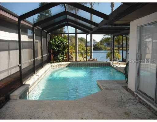 7005 Drury St., Tampa, FL 33635