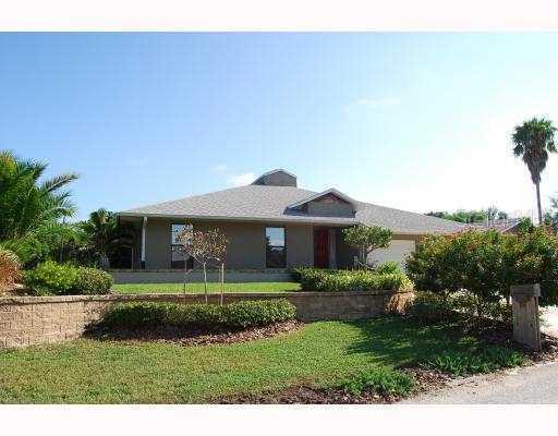1450 S Highland Ave., Tarpon Springs, FL 34689