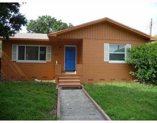 2621 40th Ave., St Petersburg, FL 33714