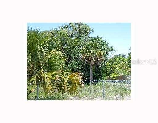 206 N Ring Ave., Tarpon Springs, FL 34689