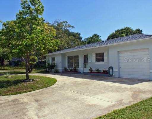 1760 N Devonshire Dr., St Petersburg, FL 33710