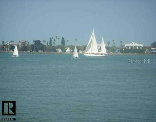 380 8th Ave. #7, Tierra Verde, FL 33715