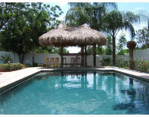 341 Foxcroft Dr., Palm Harbor, FL 34683