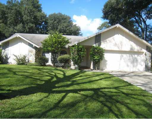 2626 Durant Oaks Dr., Valrico, FL 33594