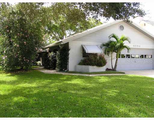 6564 Exeter Ct., Seminole, FL 33772