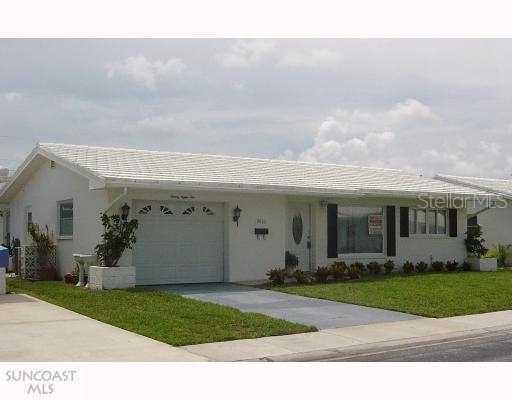 9810 36th Way #4, Pinellas Park, FL 33782