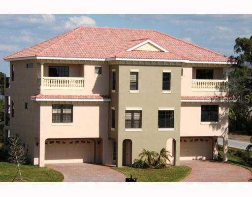 1561 Ember Ln., Tarpon Springs, FL 34689