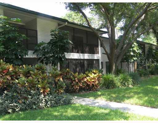 3259 Fox Chase Cir. #103, Palm Harbor, FL 34683