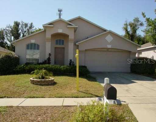 205 Chardonnay Pl., Valrico, FL 33594