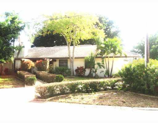 1362 46th Ave., St Petersburg, FL 33703