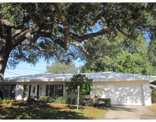 2166 Grove Pl., Clearwater, FL 33764