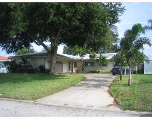 10353 Hetrick Cir., Largo, FL 33774