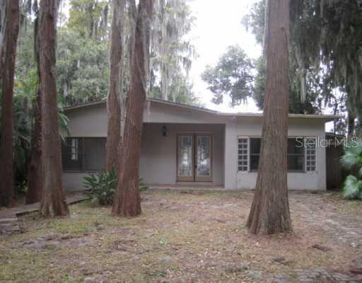 201 W Chapman Rd., Lutz, FL 33548