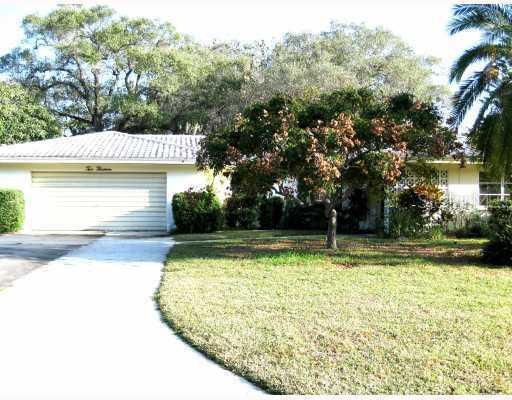 213 Live Oak Ln., Largo, FL 33770