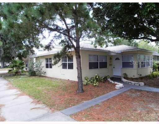 939 45th St., St Petersburg, FL 33713