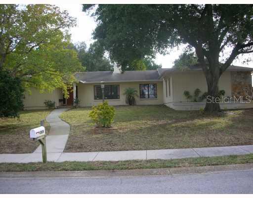 1308 Normandy Cir., Palm Harbor, FL 34683