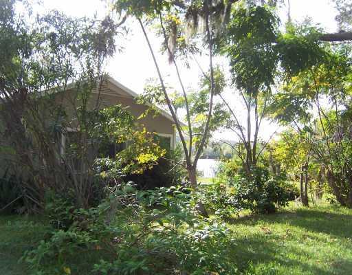 1860 Stevenson Ave., Clearwater, FL 33755