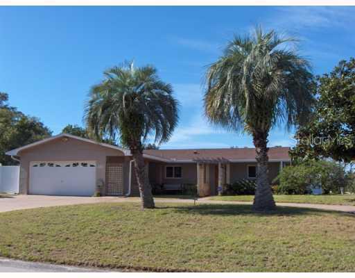 100 Live Oak Ln., Largo, FL 33770
