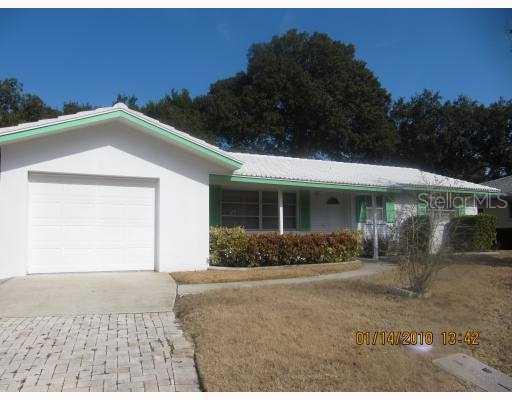 2471 10th Ave., Largo, FL 33770