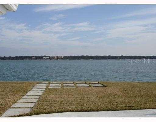 845 Capri Blvd., Treasure Island, FL 33706