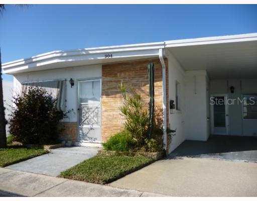 250 Rosery Rd. #304, Largo, FL 33770