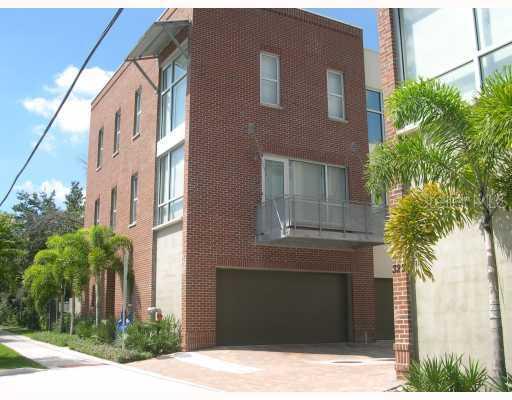 325 5th Ave. #15, St Petersburg, FL 33701