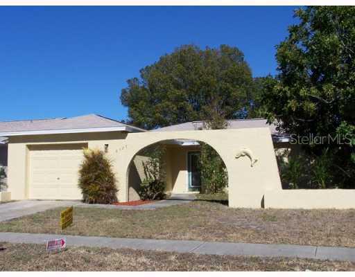 8425 125th Pl., Largo, FL 33773