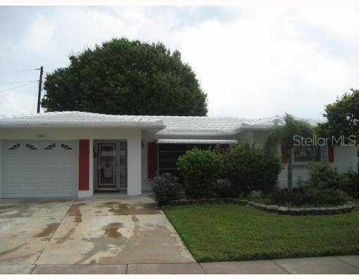 9905 Mainlands Blvd. #1-B, Pinellas Park, FL 33782